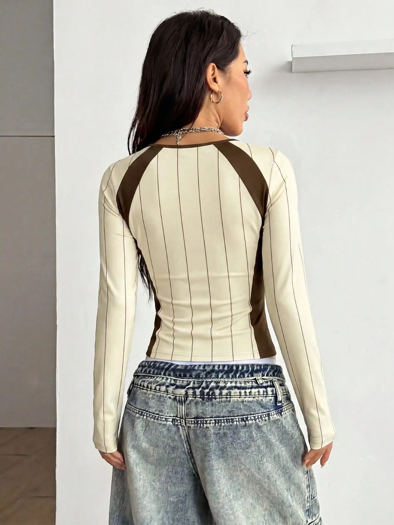 تي شيرت نسائي رياضي كاجوال لعا - مراجعة T-Shirts وسعره
