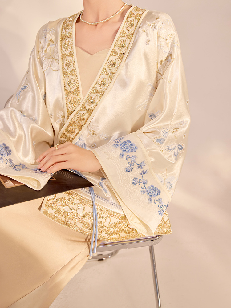 جاكيت نسائي فاخر جديد لربيع 20 - مراجعة Jackets وسعره