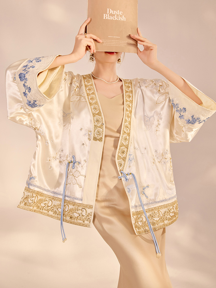 جاكيت نسائي فاخر جديد لربيع 20 - مراجعة Jackets وسعره